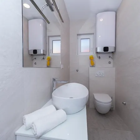 Apartment A&j Deluxe Biograd Na Moru